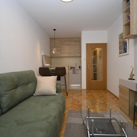 Studio Apartment Art Zone Подгориця Екстер'єр фото